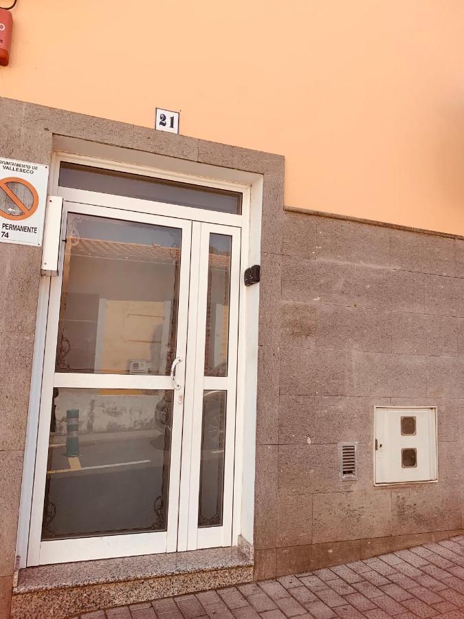 Viviendas Vacacionales En El Centro De Valleseco ภายนอก รูปภาพ
